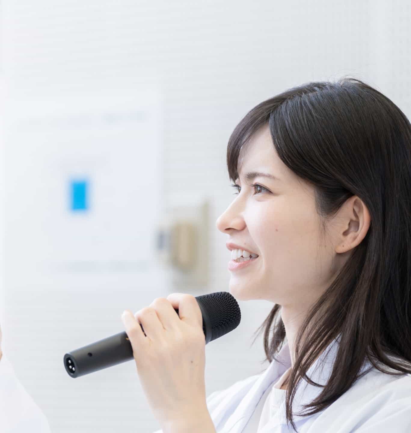 カンファレンス・学会の司会派遣サービス