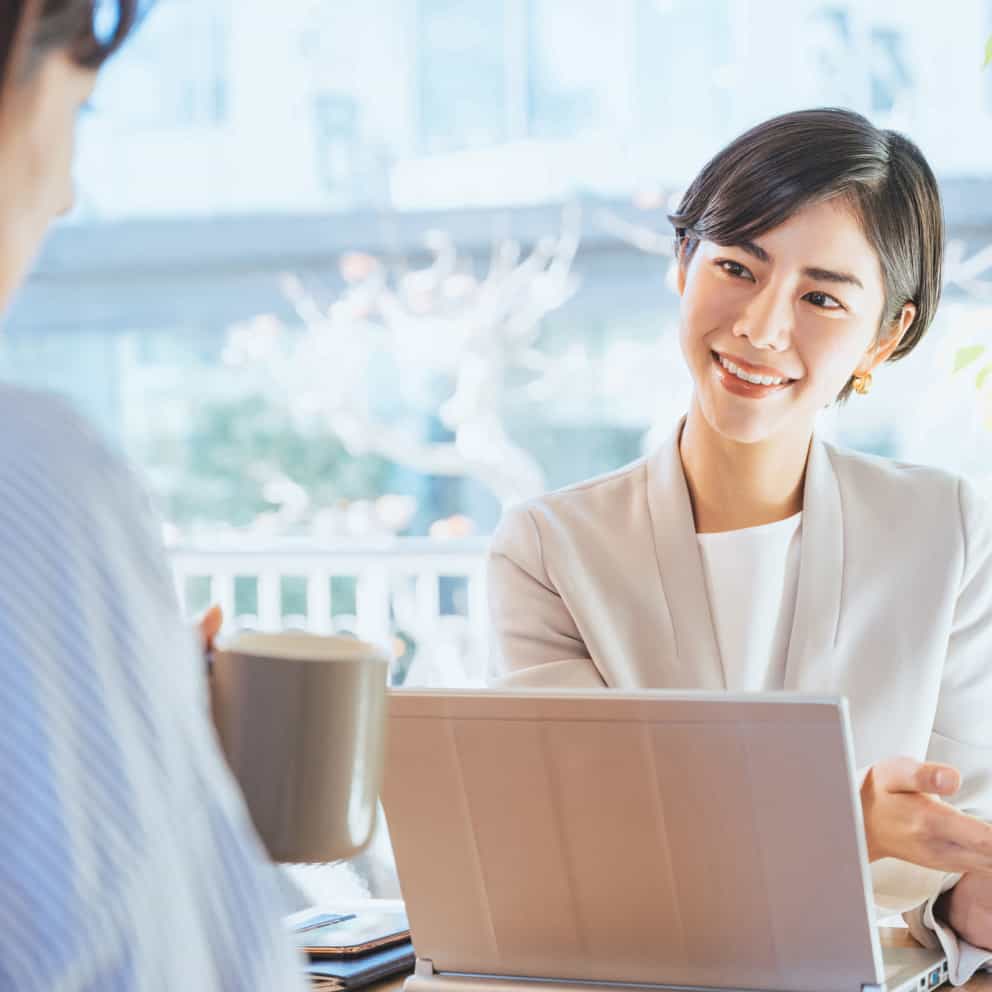 最短1営業日でお見積もり・司会候補者をご提案
