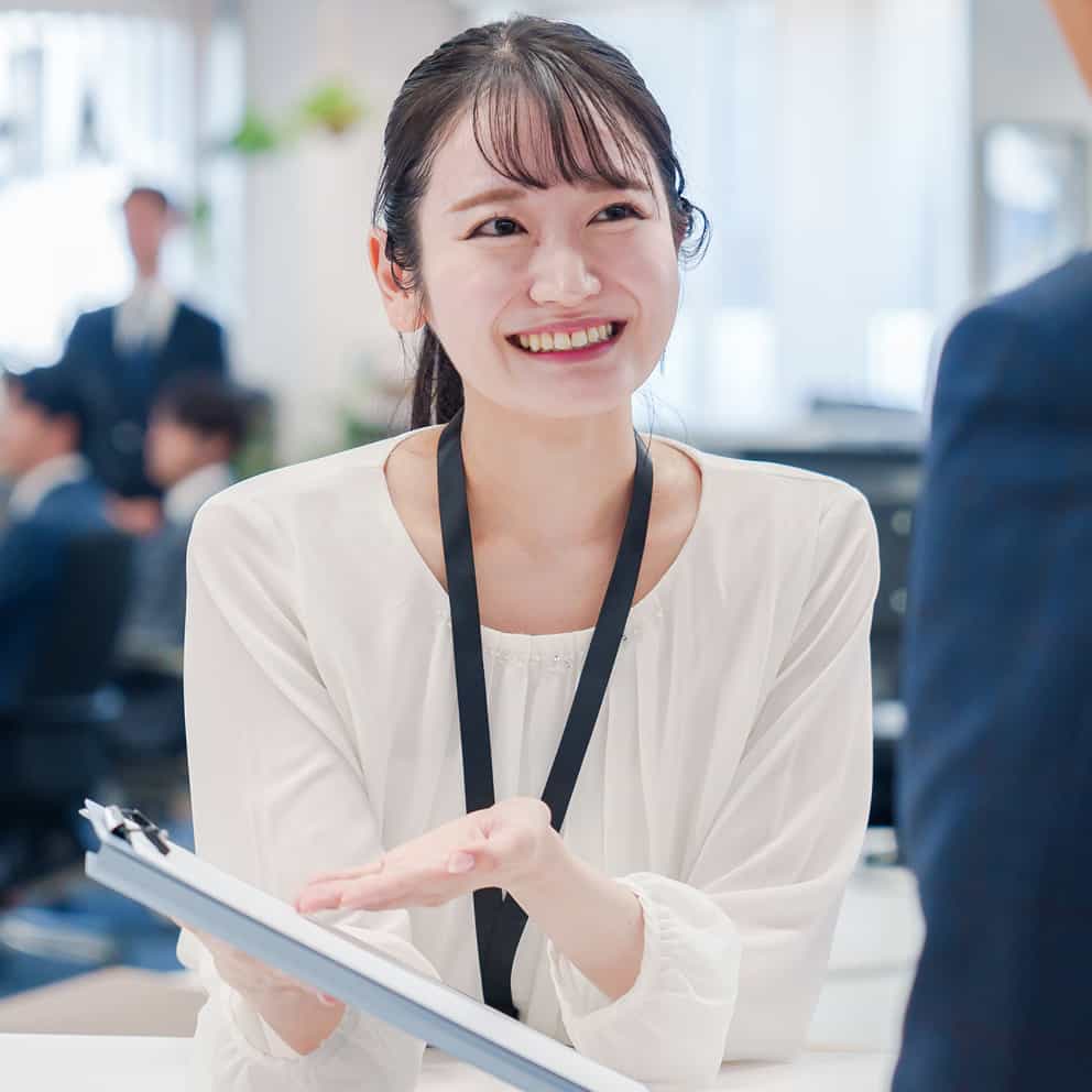 最短1営業日でお見積もり・司会候補者をご提案
