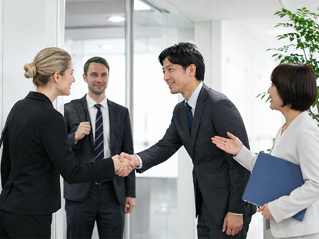 アテンド通訳・同行通訳・随行通訳