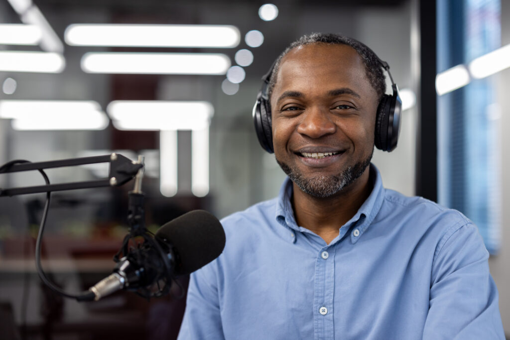 ナレーターに依頼するメリット