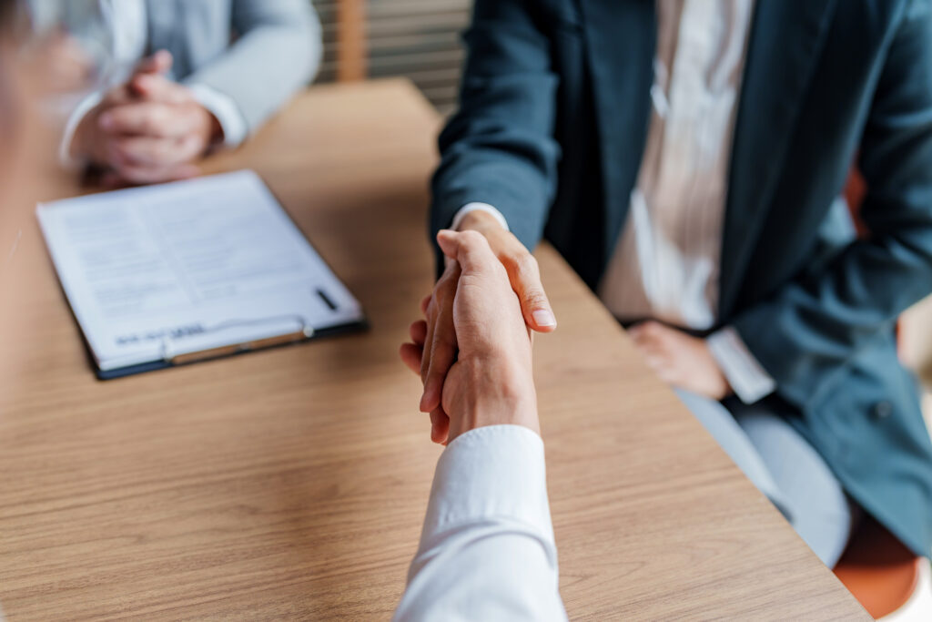 キャラクターボイスの収録を依頼する流れ