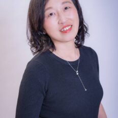 根本　寧子